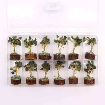 Mini Árvore de Aventurina Verde com Base de Madeira