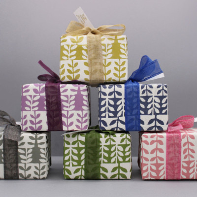 Conjunto de Presente Bombas de Banho & Vela de Veludo Lunar