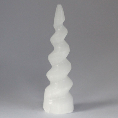 Torre Espiral de Selenita Chifre de Unicórnio 15 cm